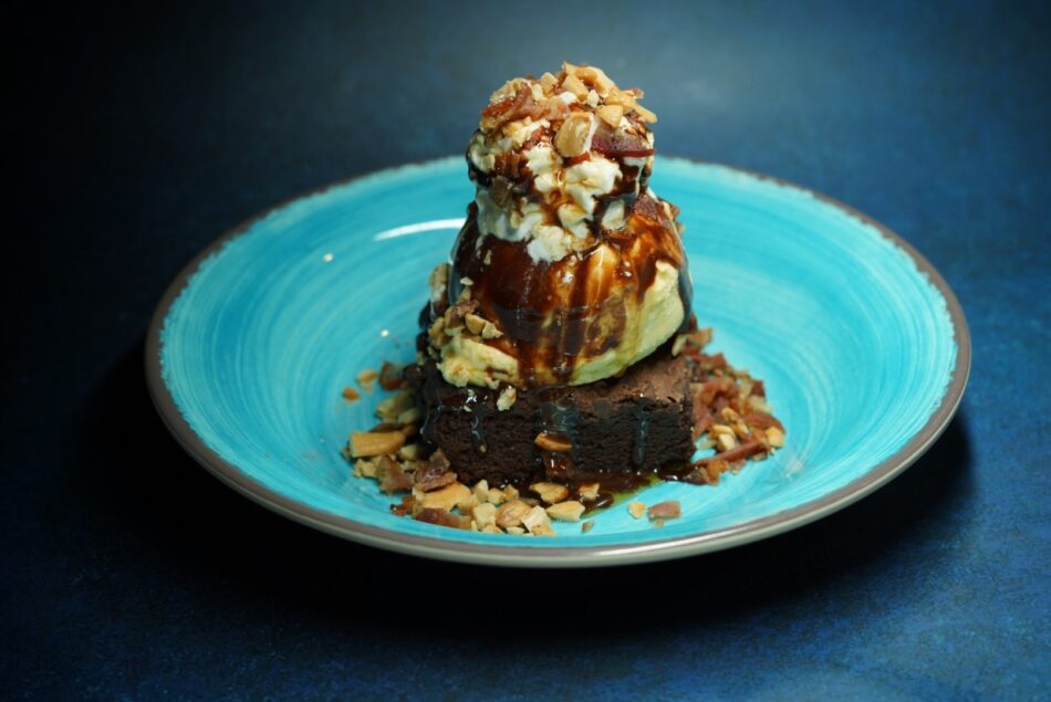 BACON BROWNIE